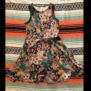 Cute floral dress 🌷